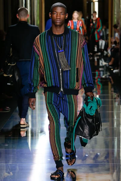 Look 56
